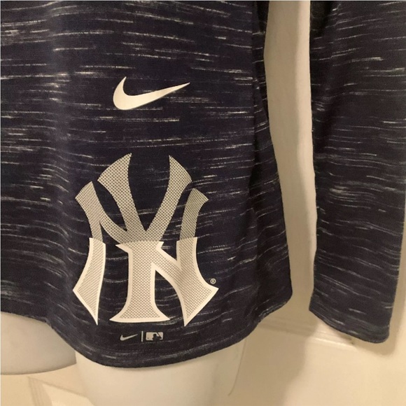 Nike Women’s Dri Fit NY Yankees Hoodie Size Small - Picture 2 of 7